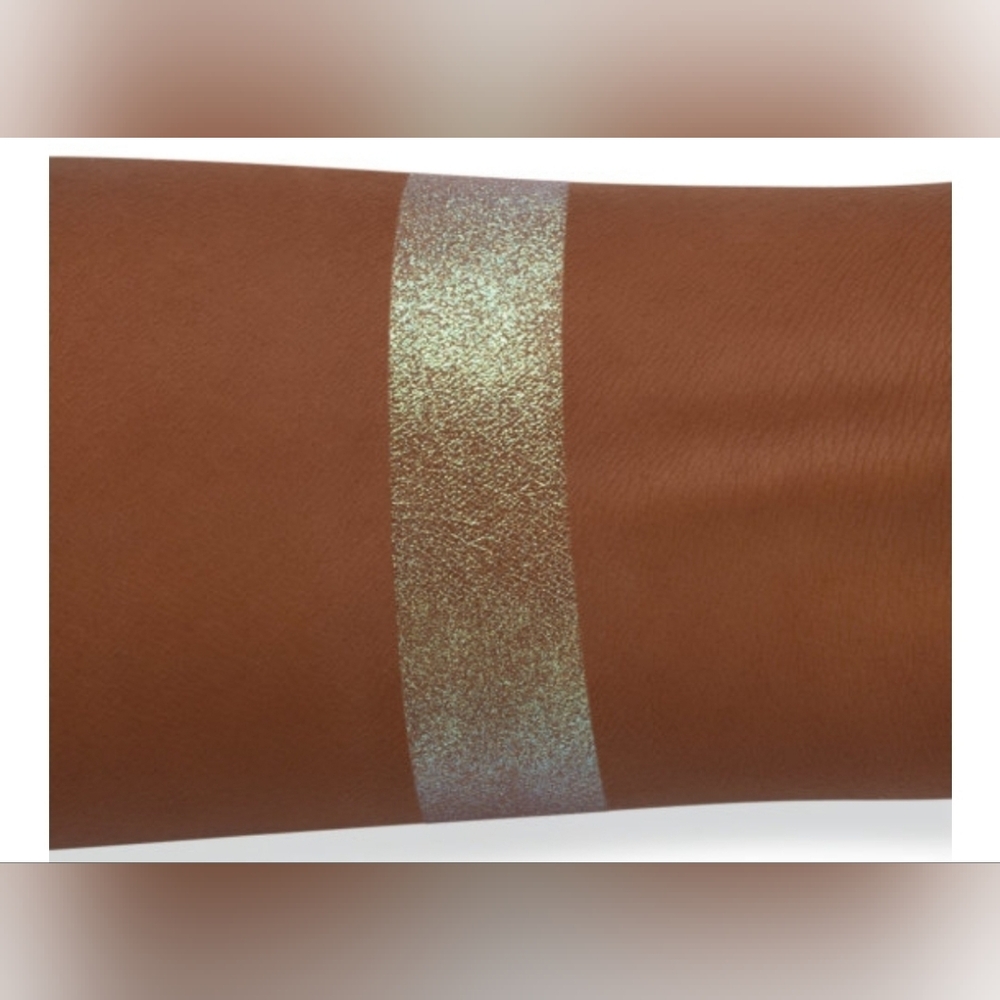 Jeffree Star Hightlighter in SOUR ICE - Picture 7 of 8